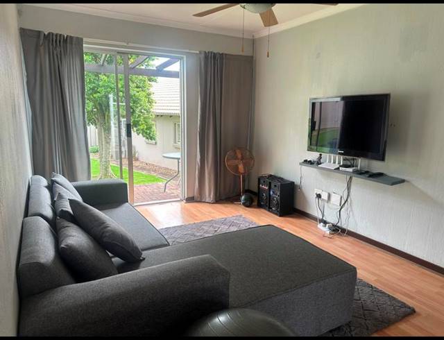 2 BEDROOM PROPERTY TO RENT IN GREENSTONE HILL
